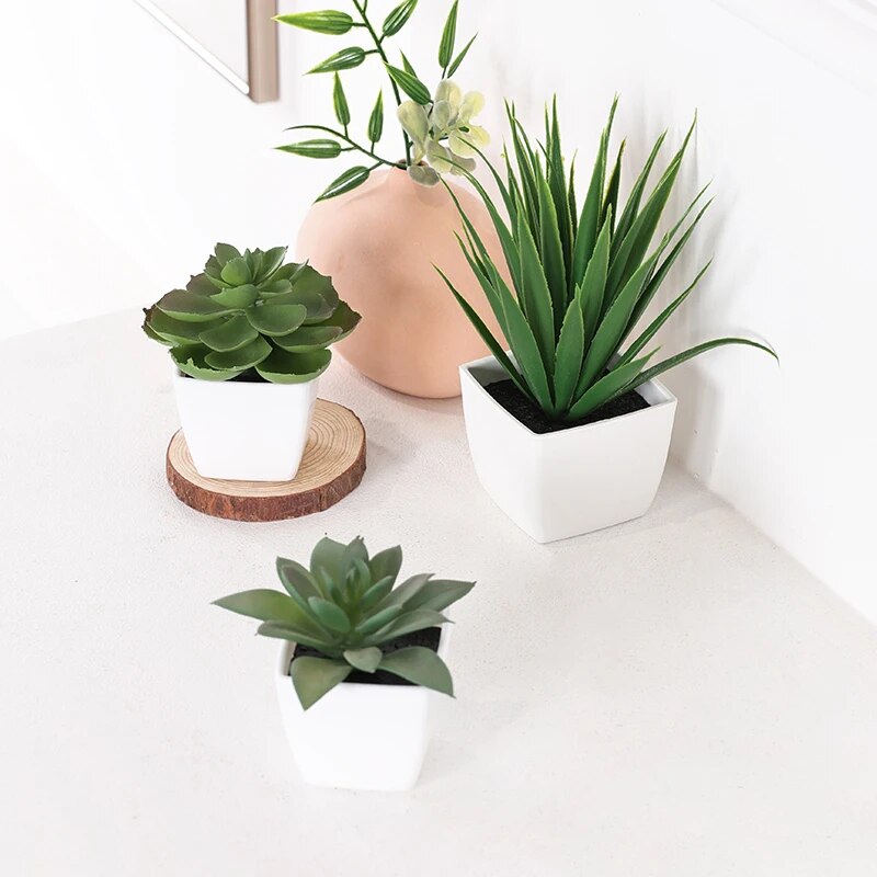 Succulent Set - 人工緑の植物盆栽,家庭,レストラン,オフィス,デスク,窓の装飾に適しています,3個